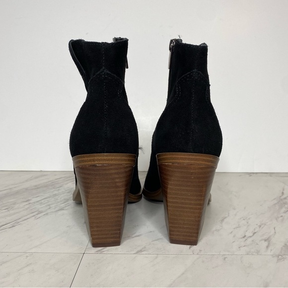 New! Vince Camuto Gredile Black Suede Pointy Toe Bootie 12M - Picture 3 of 14